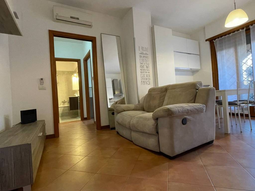 Appartamento a Fiumicino in Via Pierleone Ghezzi - Foto 3
