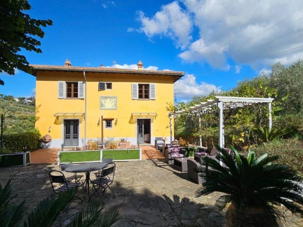 Villa a Carmignano in Via Montalbano - Foto 2