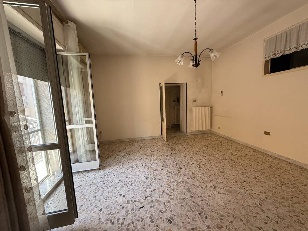 Appartamento a Montescaglioso in Via Cicerone - Foto 3