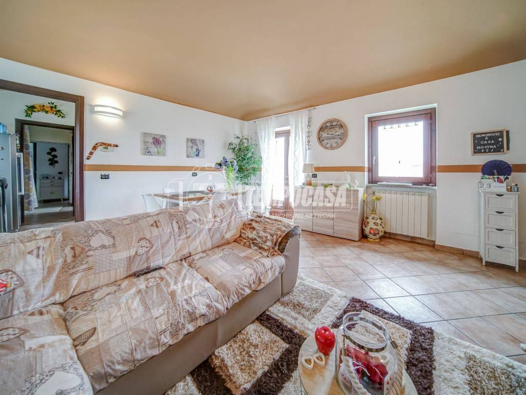 Appartamento a Borgo ticino in Via A. e L. Zanotti - Foto 4