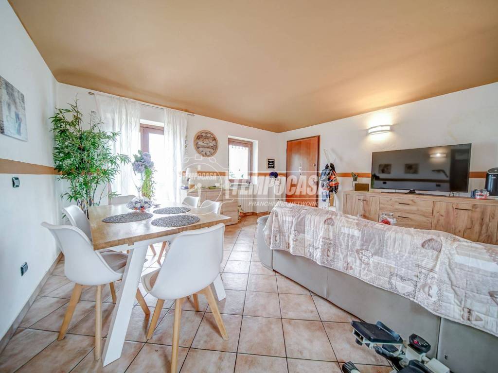 Appartamento a Borgo ticino in Via A. e L. Zanotti - Foto 5