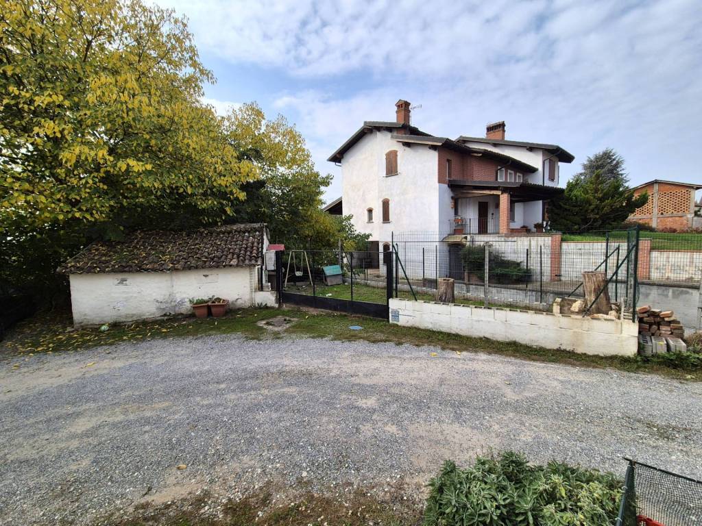 Casa indipendente a Santa cristina e bissone in Via Roma, 17 - Foto 2