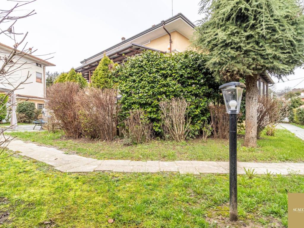 Villa a Valdengo in Via 4 Novembre, 11 - Foto 2