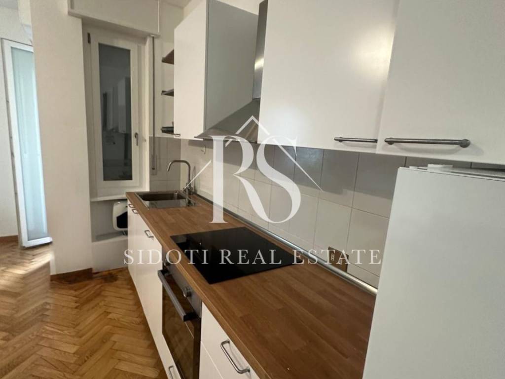 Appartamento a Milano in Via Mauro Macchi, 44 - Foto 2