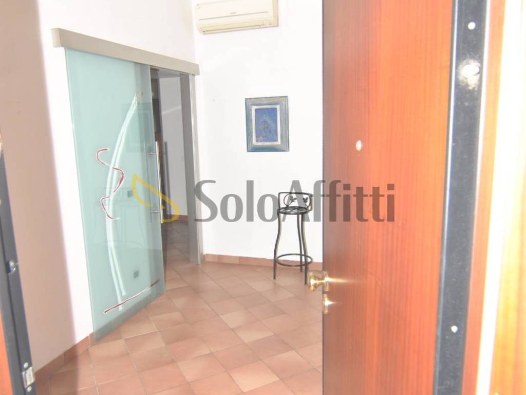 Appartamento a Livorno in Piazza Damiano Chiesa, 60 - Foto 2