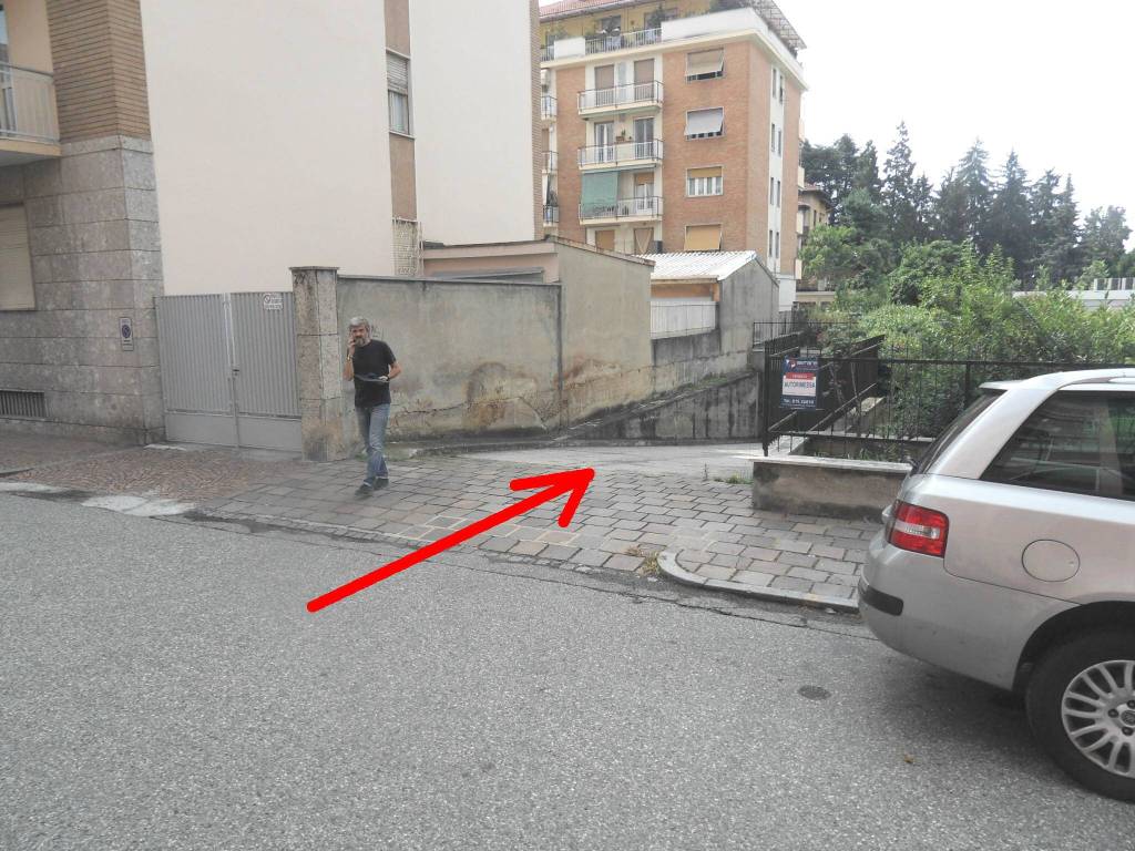 Box / garage a Biella in Via Tancredi Galimberti, 37 - Foto 3