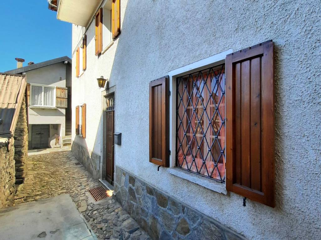 Casa indipendente a Trarego viggiona in Via Umberto I - Foto 5