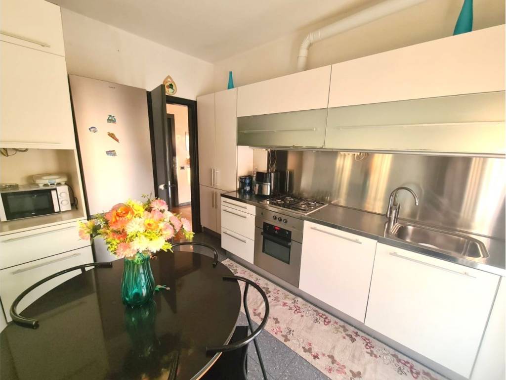 Appartamento a Voghera in Via Umberto Sampietro - Foto 4