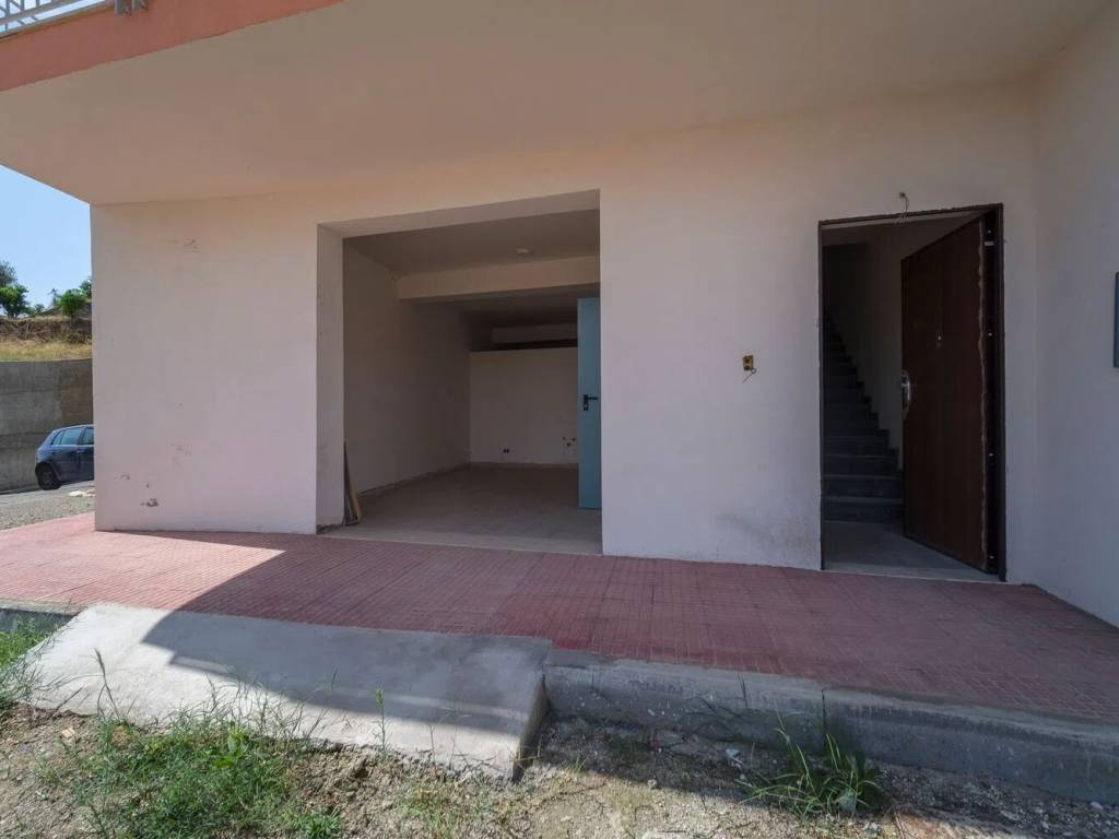 Villa a Santa teresa di riva in Via Panoramica Maria Teresa D'Austria, 19 - Foto 3