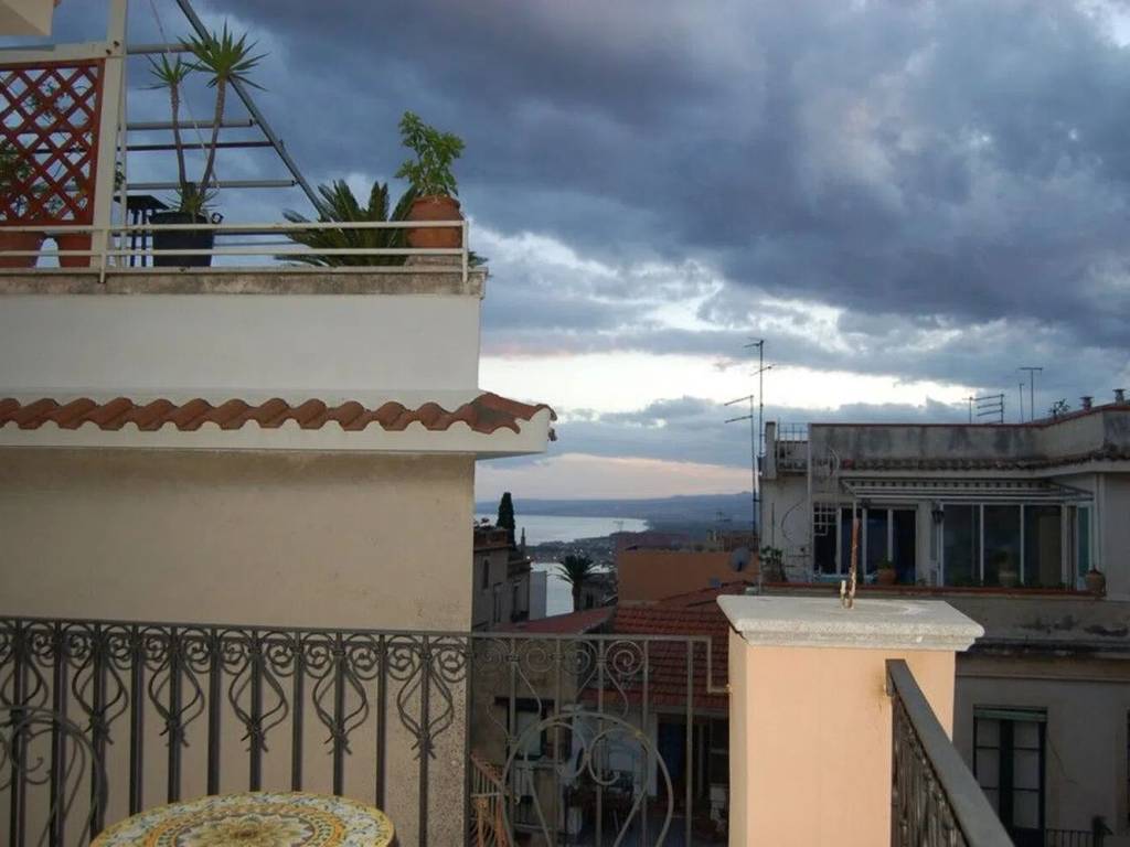 Villa a Taormina in Via Di Giovanni - Foto 4