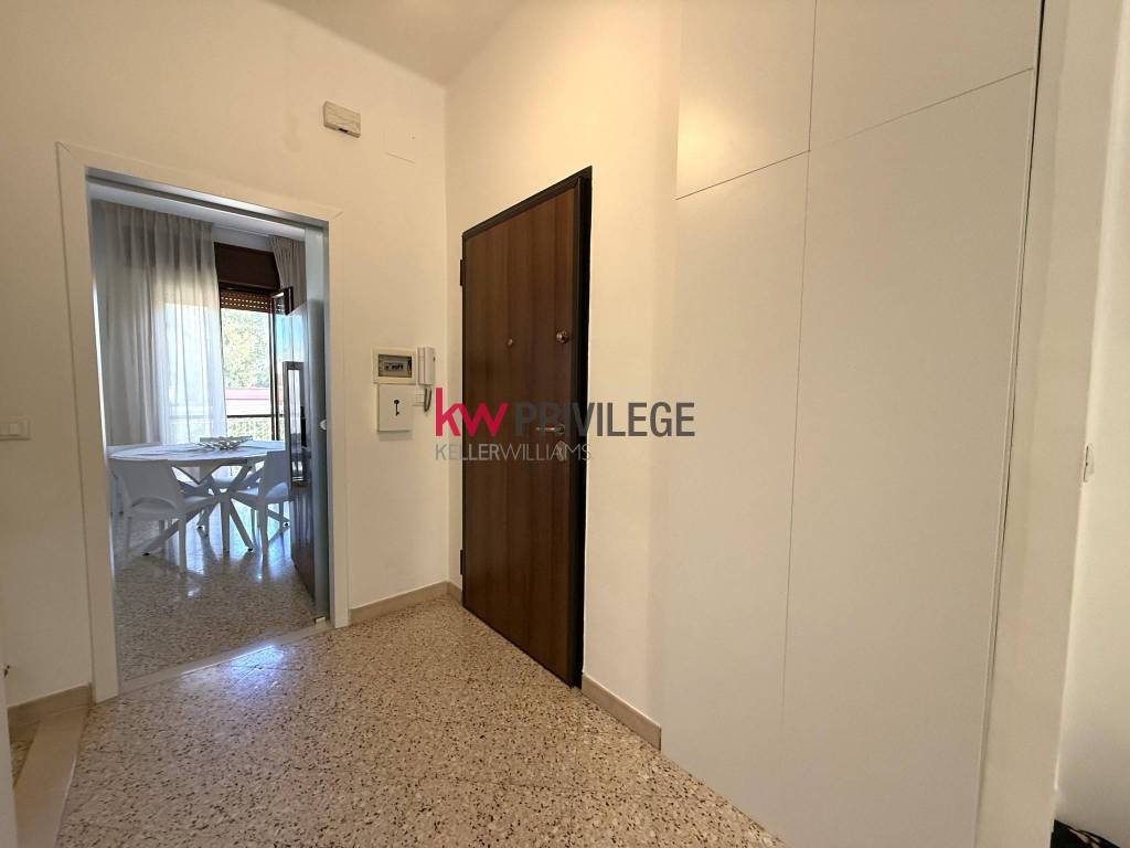 Appartamento a Brindisi in Piazza Alberto Savinio, 2 - Foto 4