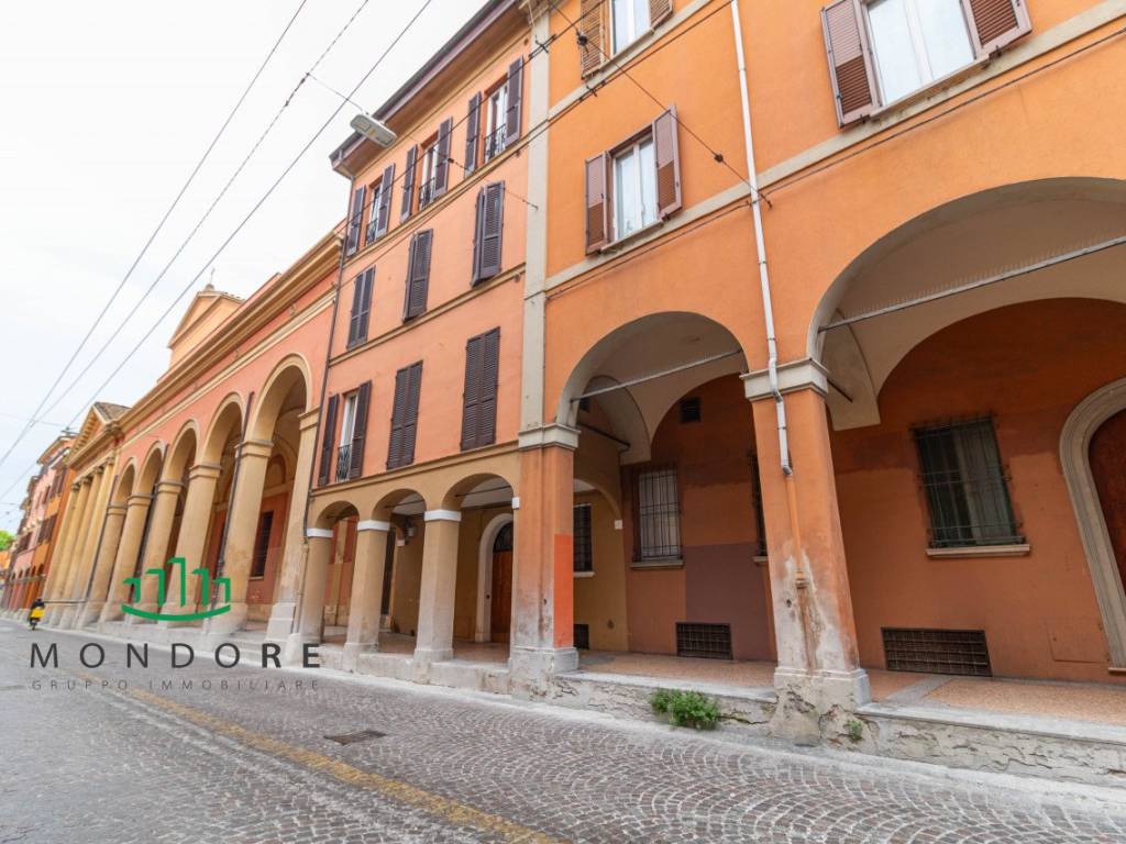 Appartamento a Bologna in VIA SANTO STEFANO 83 - Foto 3