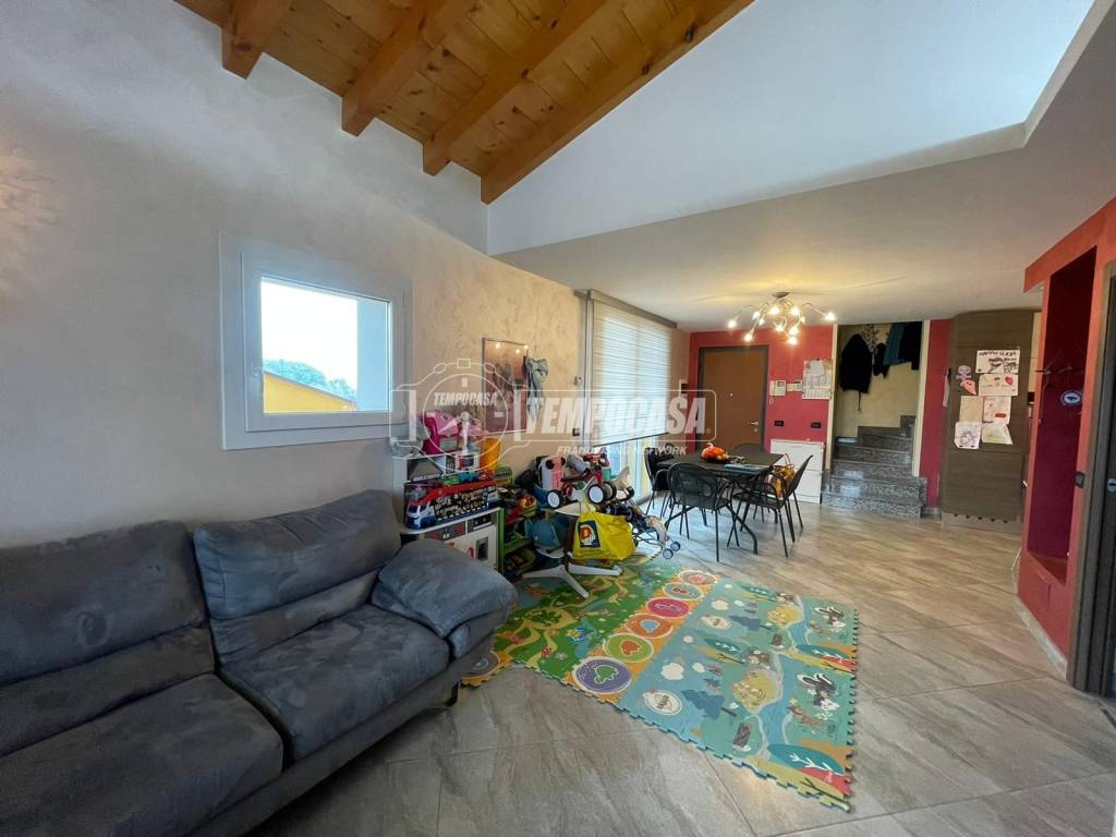 Appartamento a Faloppio - Foto 2