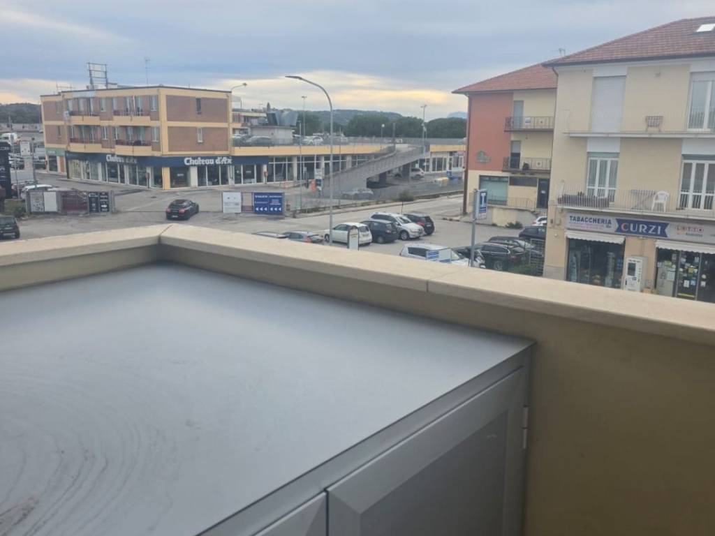 Appartamento a Civitanova marche in Via Martiri di Belfiore, 64 - Foto 4