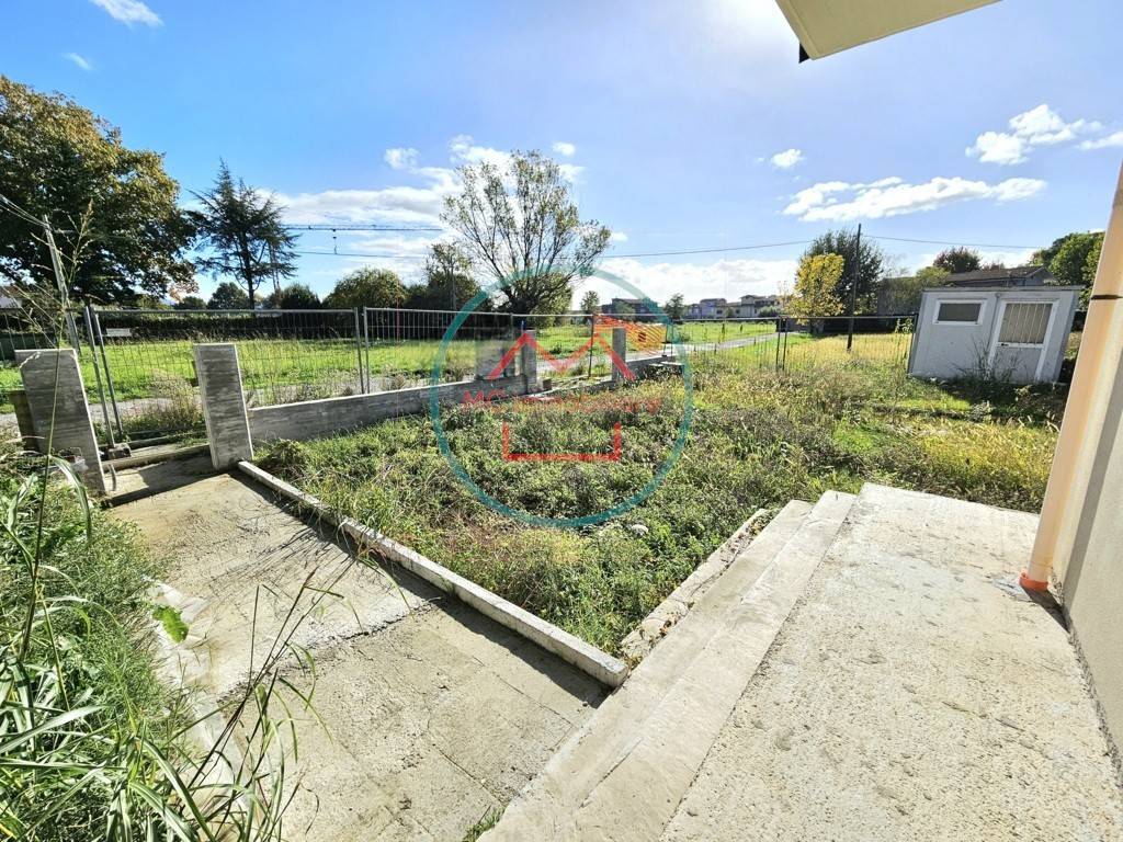 Villa a Massa e cozzile in Via Vetriano - Foto 3