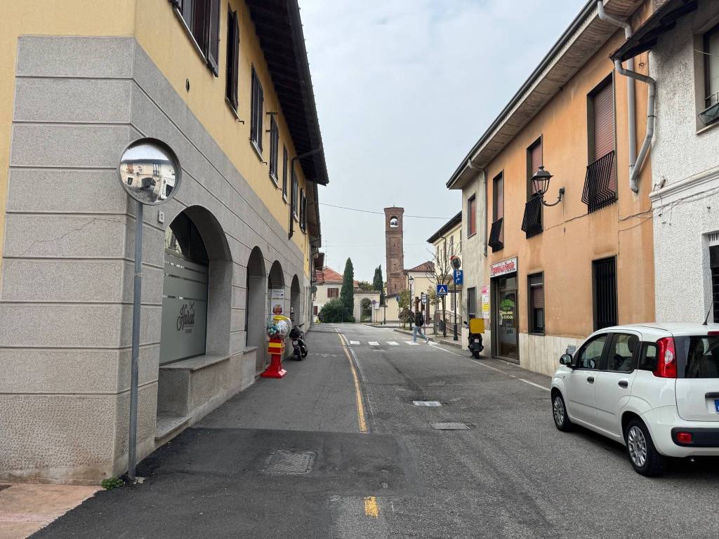 Appartamento a Origgio in Via Alessandro Manzoni, 3 - Foto 3