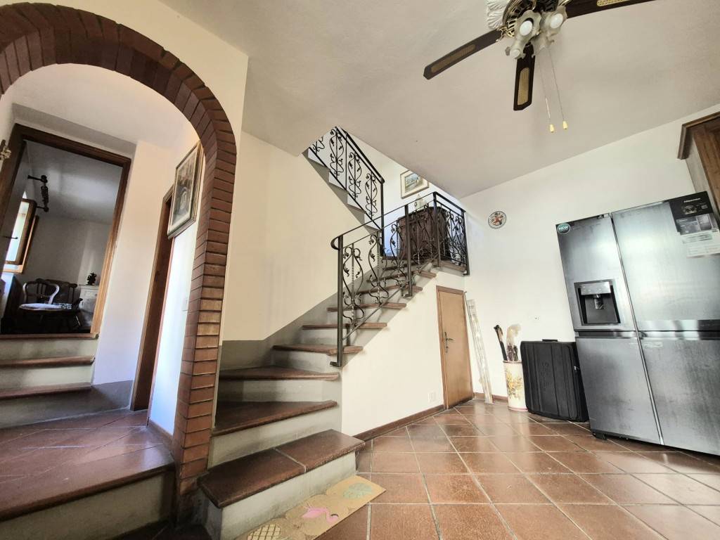 Casa indipendente a Pontassieve in via ghiberti, 15 - Foto 4