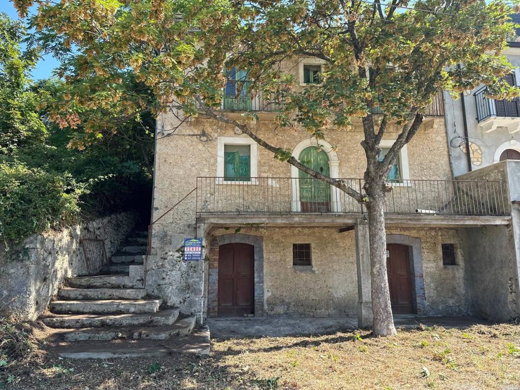 Rustico / casale a Caramanico terme in SS487 - Foto 3
