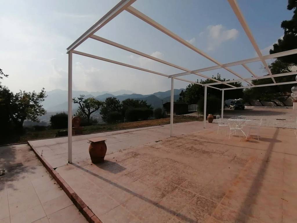 Villa a Salerno in Via Casa dei Pazzi - Foto 4