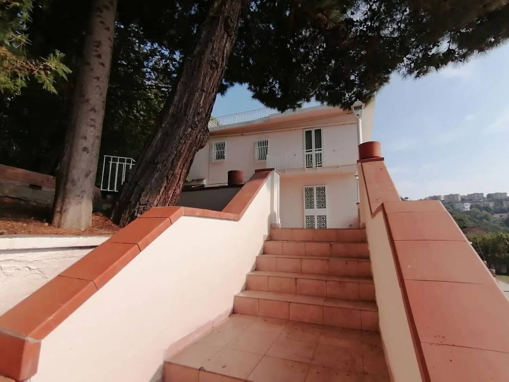 Villa a Salerno in Via Casa dei Pazzi - Foto 5