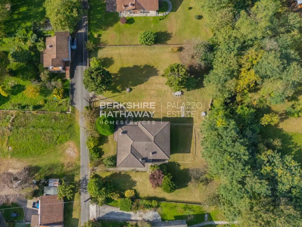 Villa a Colico in via Cariola 22 - Foto 4