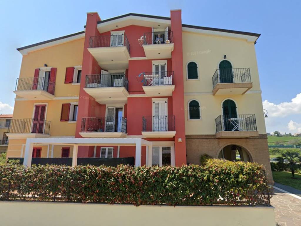 Appartamento a Potenza picena in Via Pesaro, 93 - Foto 2