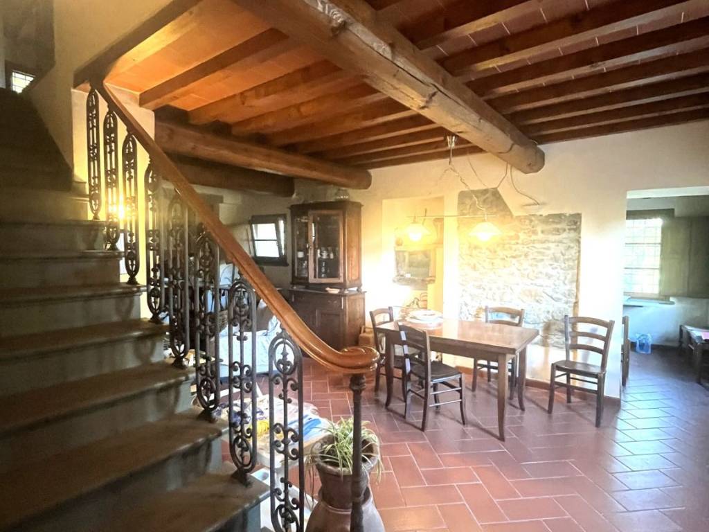 Villa a Vaiano in Via di Vallupaia - Foto 3