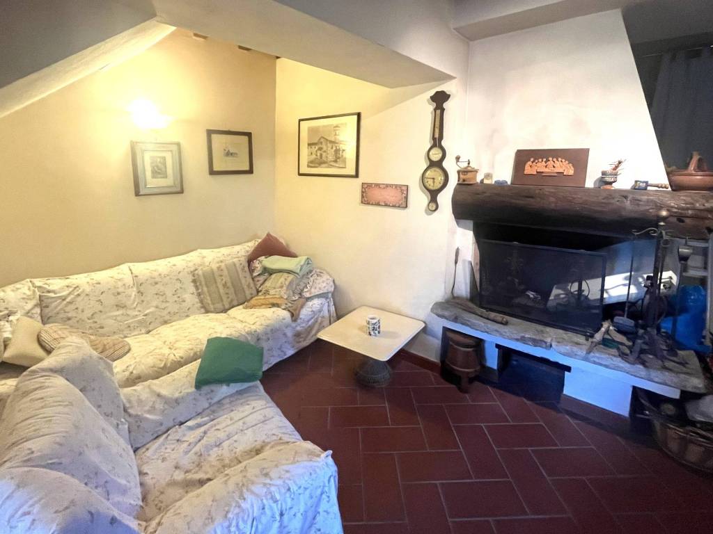 Villa a Vaiano in Via di Vallupaia - Foto 5