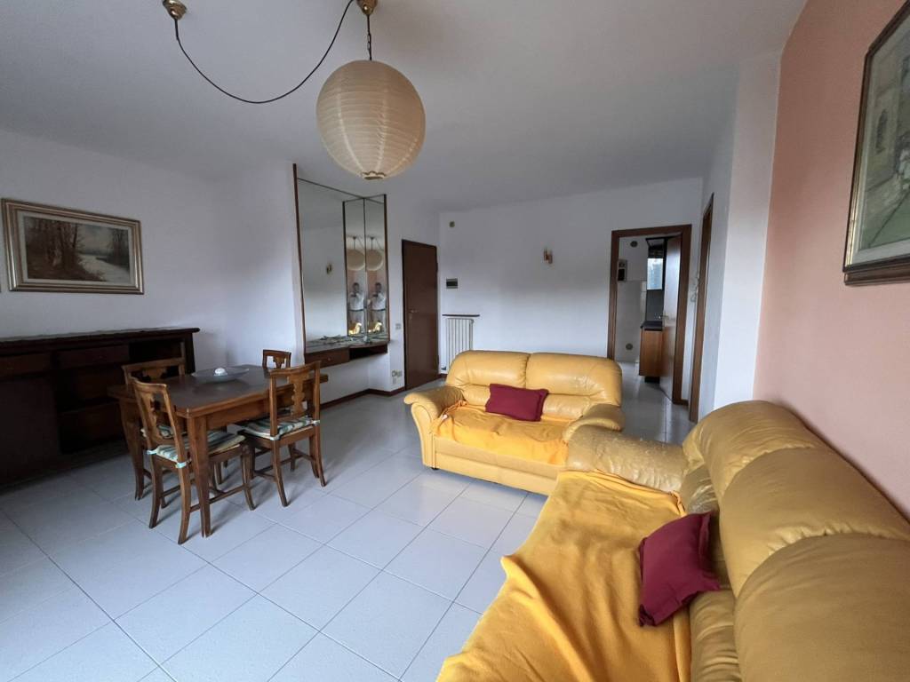 Appartamento a Seriate in Via Paderno - Foto 3