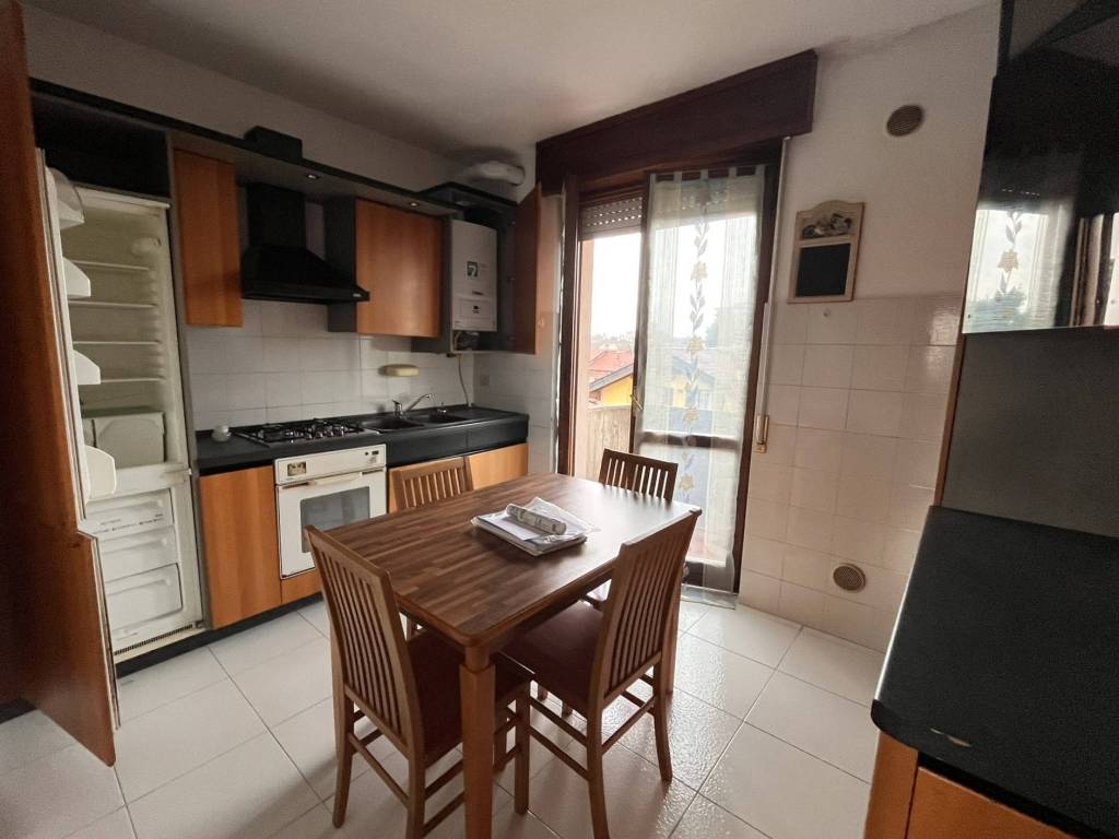 Appartamento a Seriate in Via Paderno - Foto 4