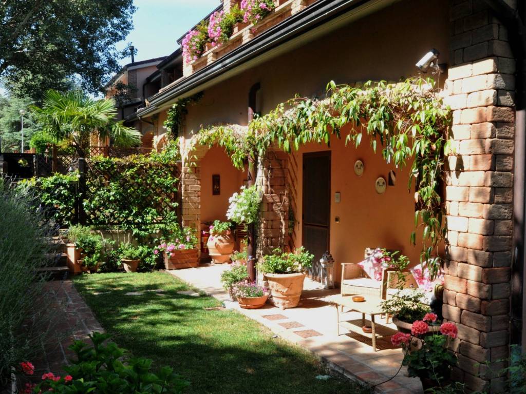 Villa a Città della pieve in Vocabolo Poggio San Litardo, 21 - Foto 2