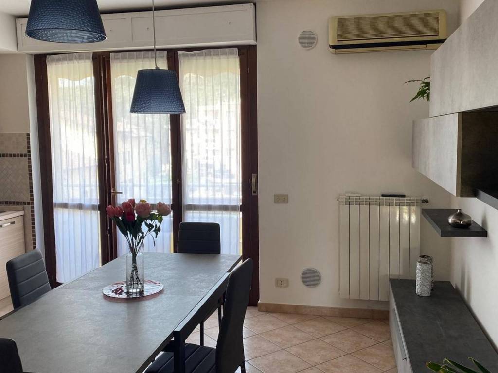 Appartamento a Sinalunga in Via Enzo Ferrari - Foto 3