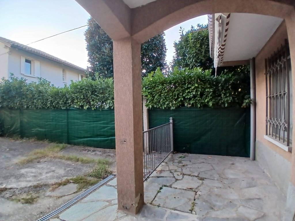 Villa a Linarolo in Via Leopoldo Nobili, 165 - Foto 5