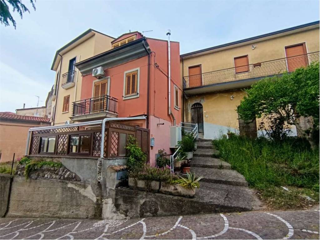 Appartamento a Ceppaloni in via cortile - Foto 2