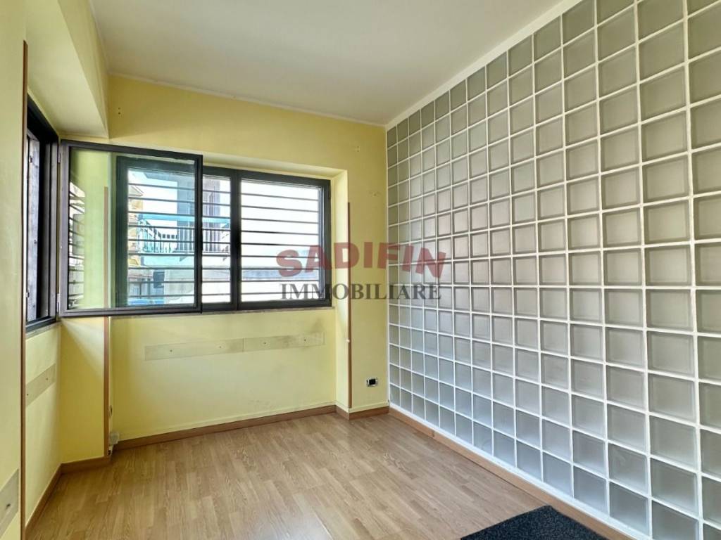 Immobile a Modugno in Via Alcide De Gasperi, 36 - Foto 3