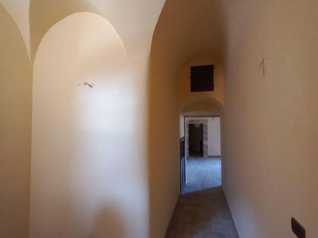 Casa indipendente a Castel del monte in Rione Orientale - Foto 4