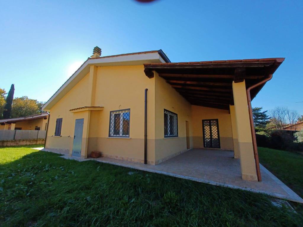 Villa a Nepi in Strada Monte Bianchello - Foto 2
