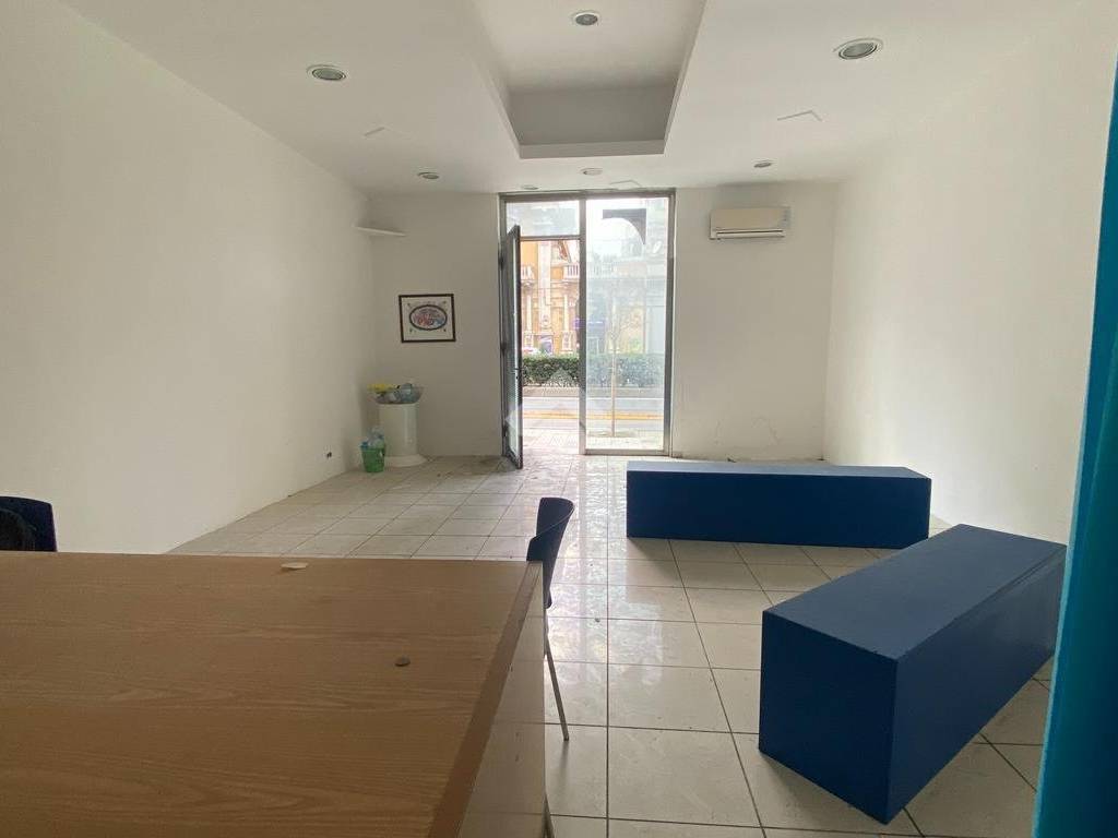 Immobile a Messina in Negozio Viale San Martino, 287 - Foto 5
