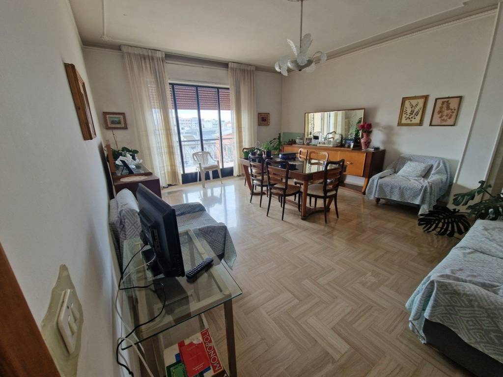 Appartamento a Turi in Via Santa Maria Assunta - Foto 4