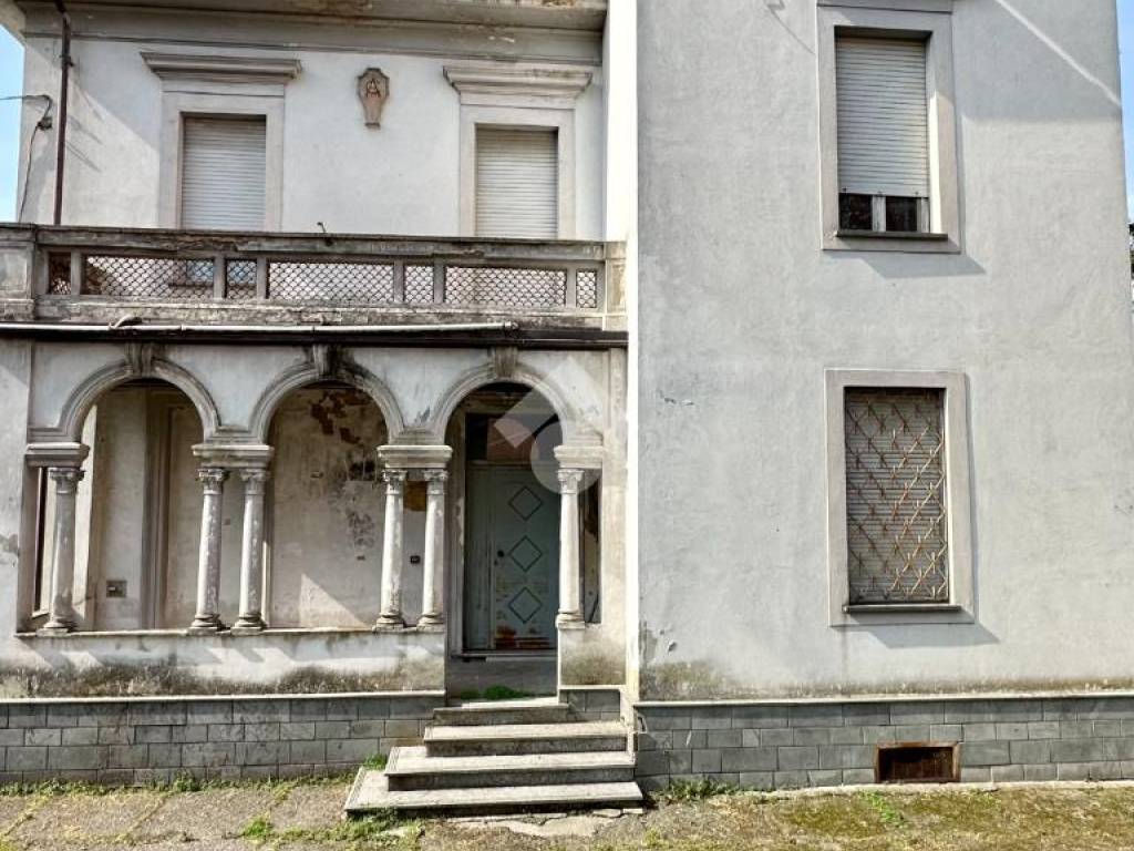 Villa a Tortona in Via Giani Felice, 6 - Foto 2