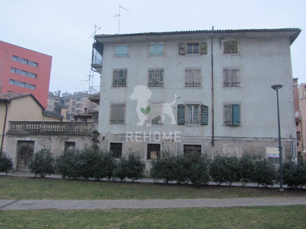 Palazzo / stabile a Udine in Via Bertaldia ,27 - Foto 4