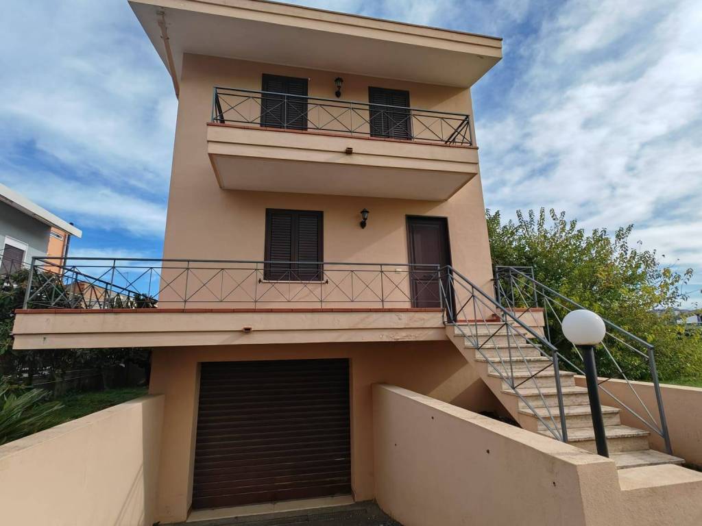 Villa a Milazzo in Via Giacomo Brodolini - Foto 3