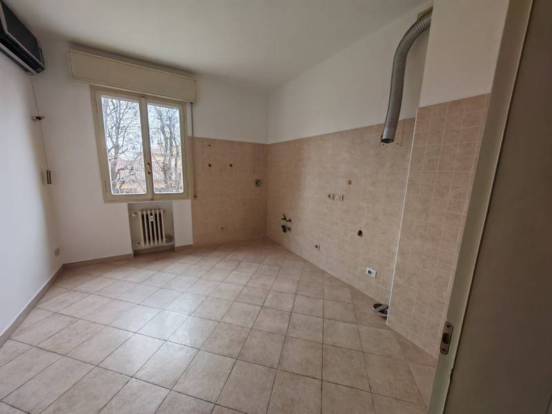 Appartamento a Castel san pietro terme in Via dei Mille - Foto 5