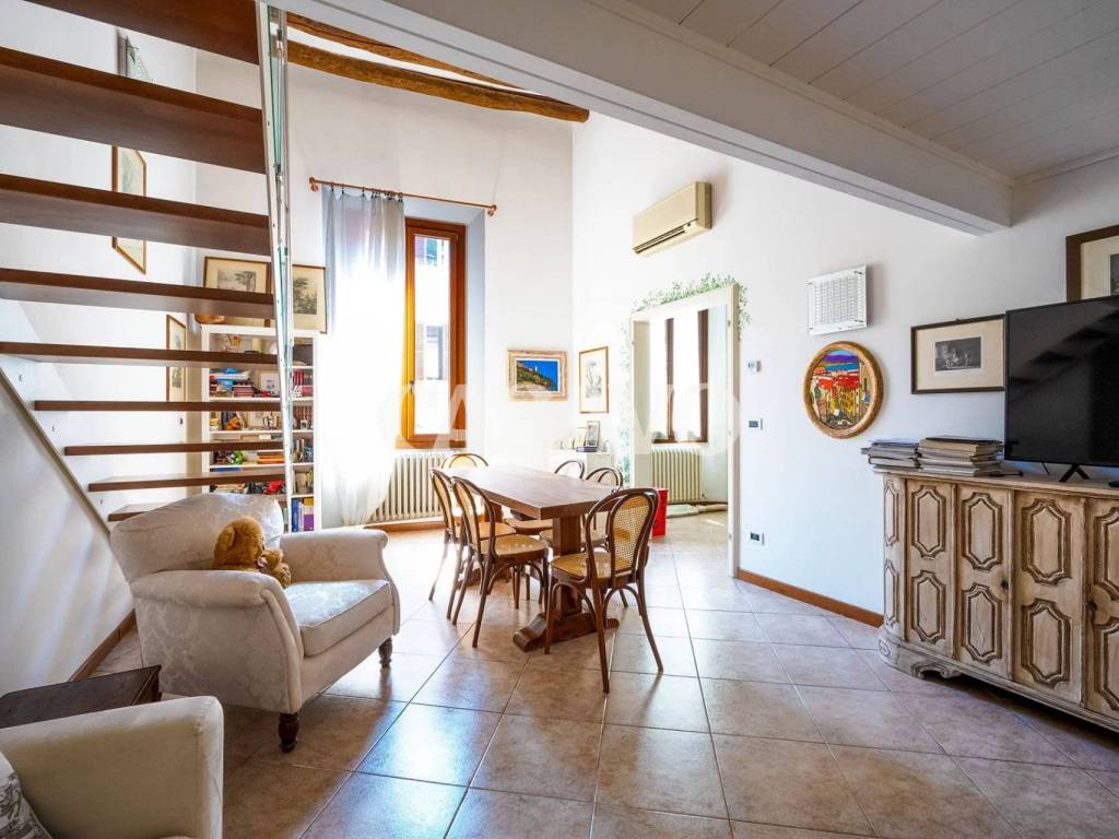 Appartamento a Bologna in Via Santo Stefano 92 - Foto 5