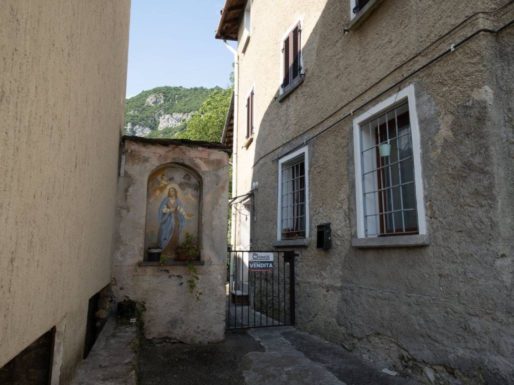 Casa indipendente a Lierna in Via Genico 23 - Foto 2