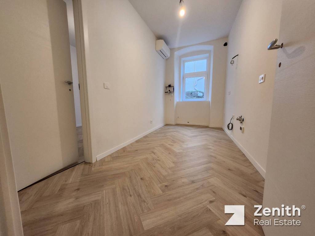 Appartamento a Trieste in Via dei Giuliani, 33 - Foto 3