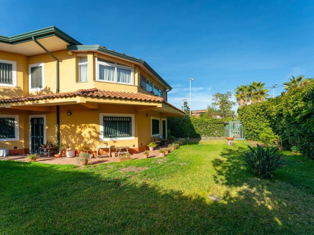 Villa a San giovanni la punta in Via delle Sciare - Foto 2