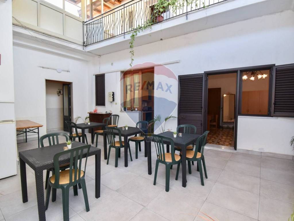 Casa indipendente a Giarre in VIA G.SCIUTI, 27 - Foto 4