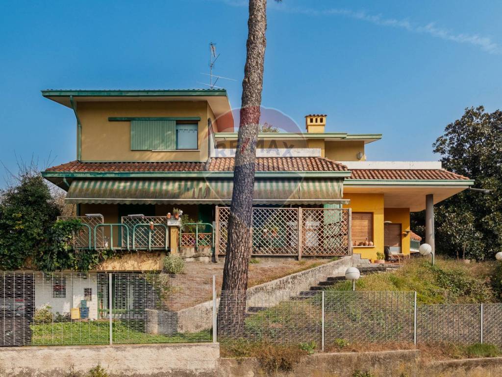 Villa a Montevecchia in Via del Fontanile, 13 - Foto 2