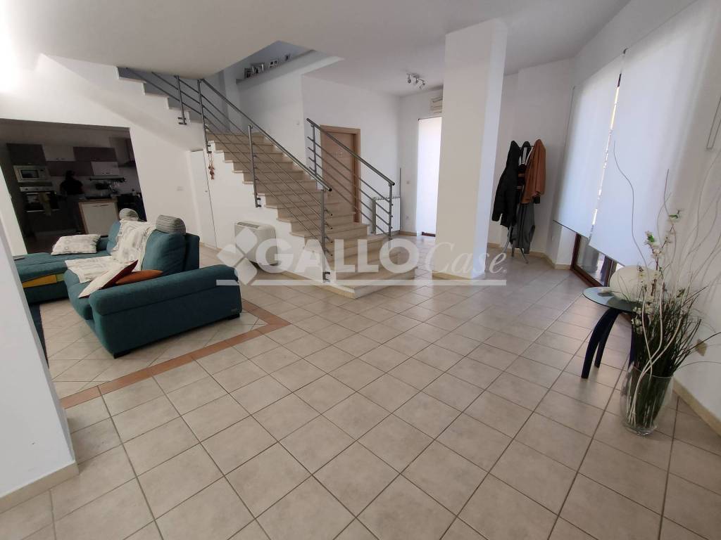 Villa a Rende in Via Carlo Carrà, 11 - Foto 4